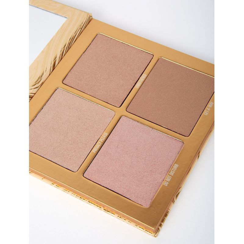 Kylie THE WET SET Pressed Illuminating Powder 